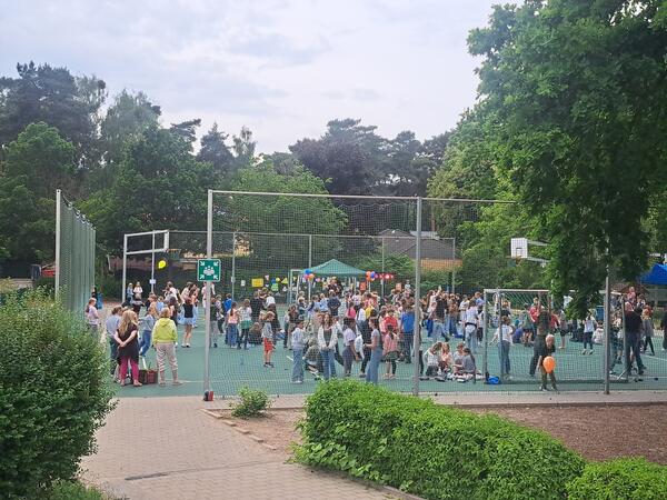 Bild vergr&ouml;&szlig;ern: 2025_06_02 Steinweg-Schule Kinderfest 2025