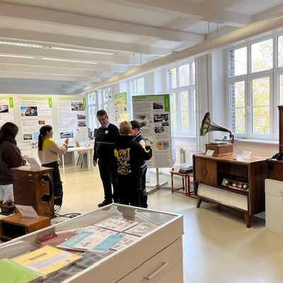 Bild vergr&ouml;&szlig;ern: 2025_11_14 Steinweg-Schule Industriemuseum (1)