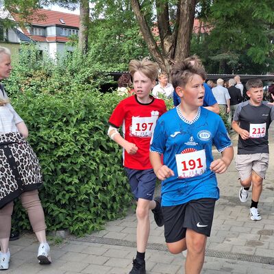 Bild vergr&ouml;&szlig;ern: 2026_06 Steinweg-Schule Sponsorenlauf