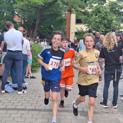 Bild vergr&ouml;&szlig;ern: 2026_06 Steinweg-Schule Sponsorenlauf