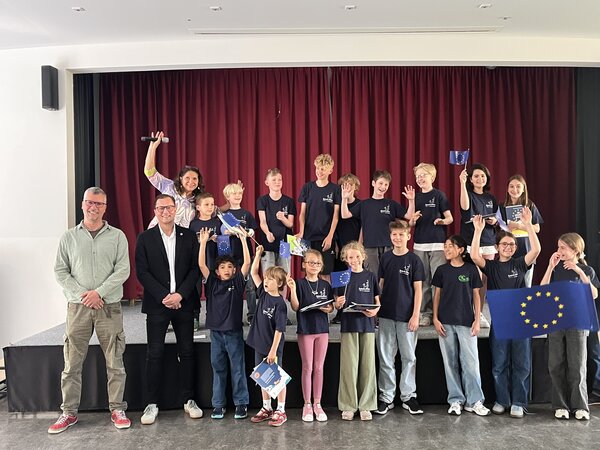Bild vergr&ouml;&szlig;ern: 2026_06_04 Steinweg-Schule Europa Malwettbewerb