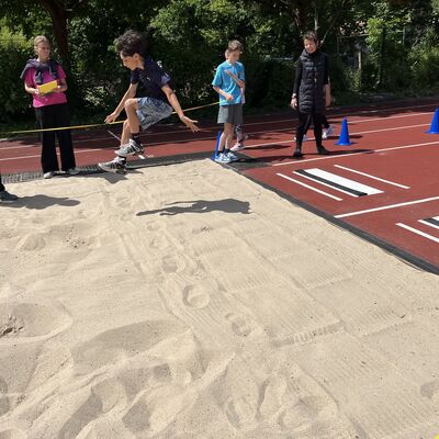 Bild vergr&ouml;&szlig;ern: 2026_06_11 Steinweg-Schule Bundesjugendspiele