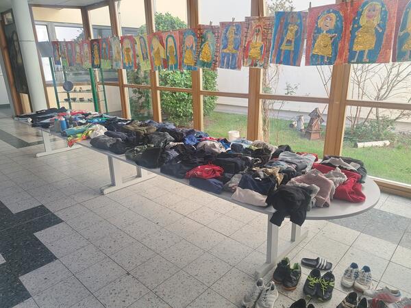 Bild vergr&ouml;&szlig;ern: 2025 Steinweg-Schule Fundsachen (2)